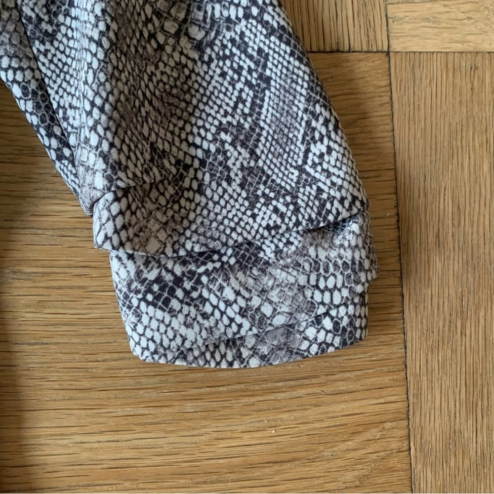 Babaton Aritzia 2 Macaulay Python Snake Print Bla… - image 6